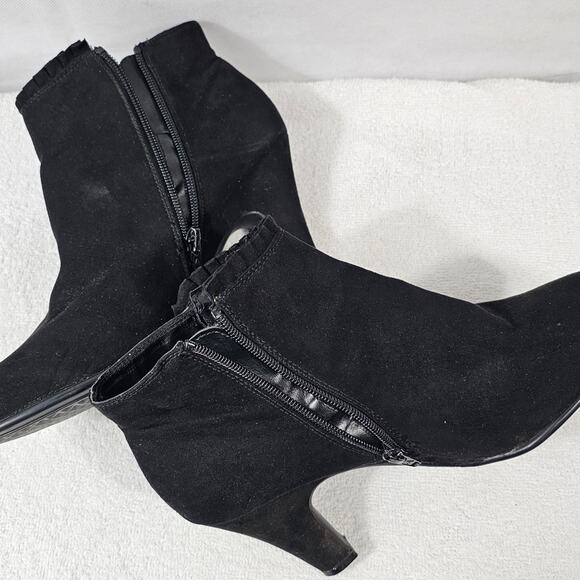 Aerosoles Tape Gun Black Booties Women's Size 9 - Picture 5 of 11